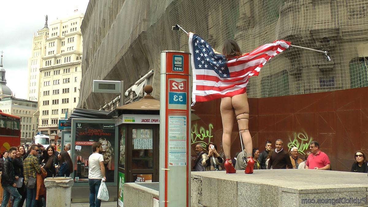 20P Juliette March is an embarrassment to the USA. This slutty loser tourist with he
