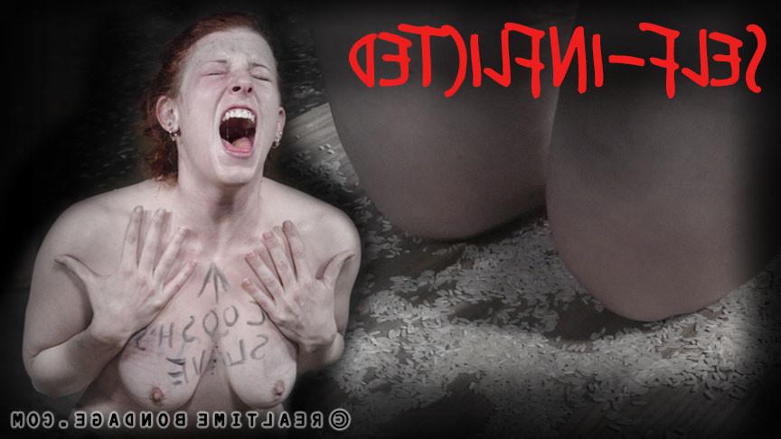 16P Kel Bowie has been fucking herself up for our viewing pleasure!