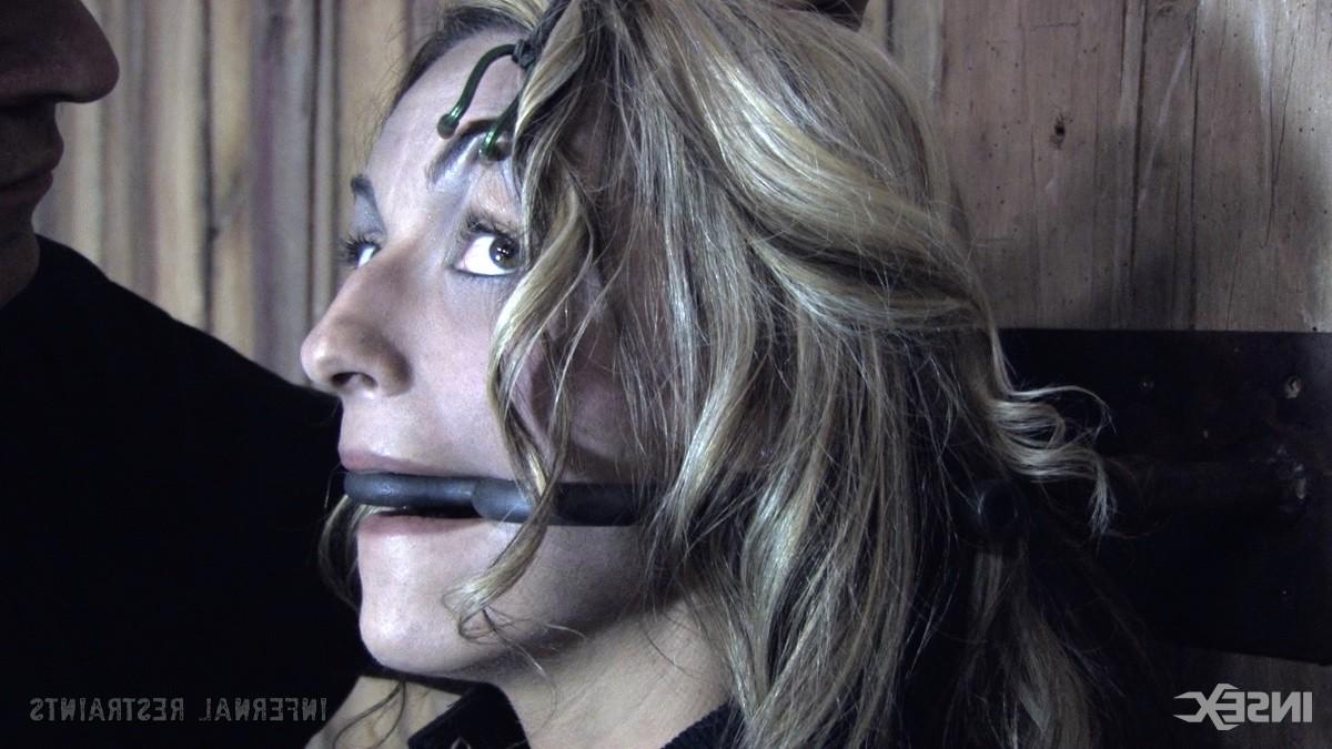 15P Kali Kane gets her fill of humiliation!