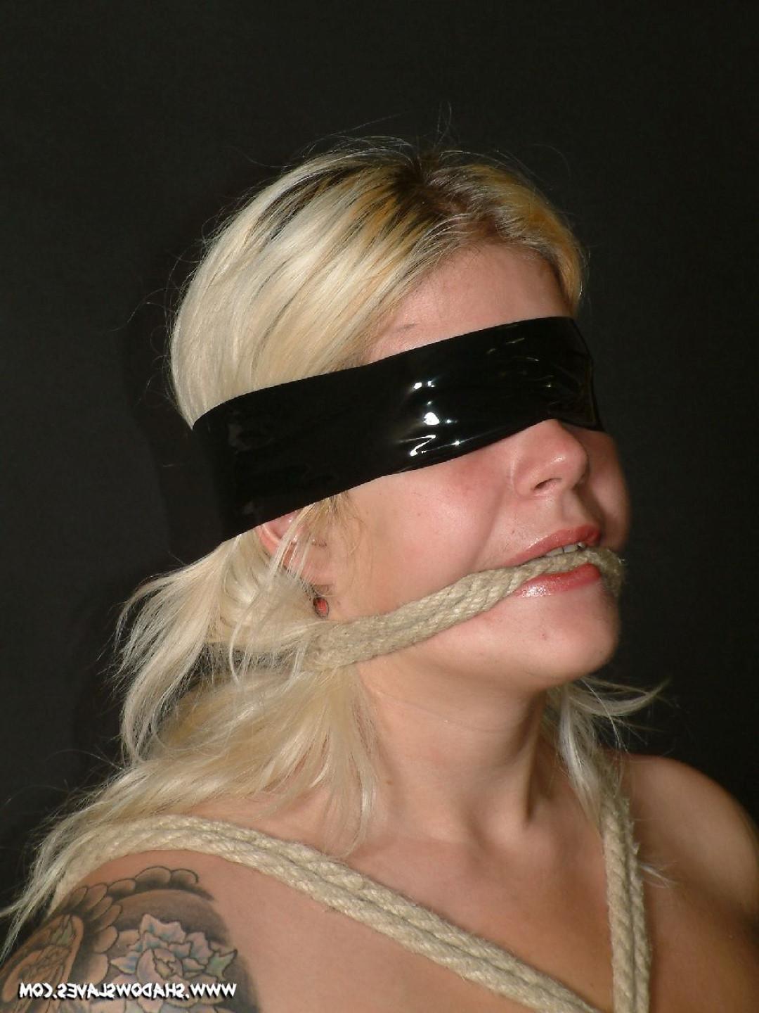 16P Bound amateur blonde has clothes pins attached to her big boobs
