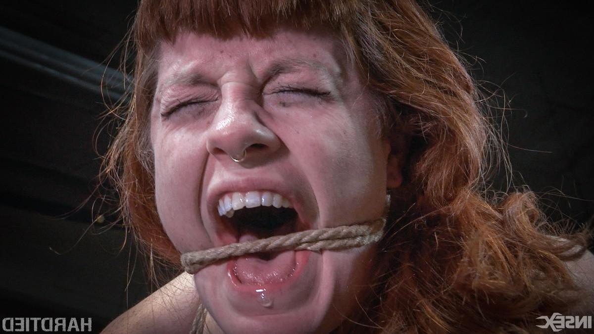 15P Sexy Redhead Gets What She Deserves!