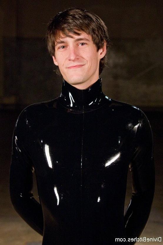25P Lea Lexis latex femdom strapon bound rubber submissive Tony Orla
