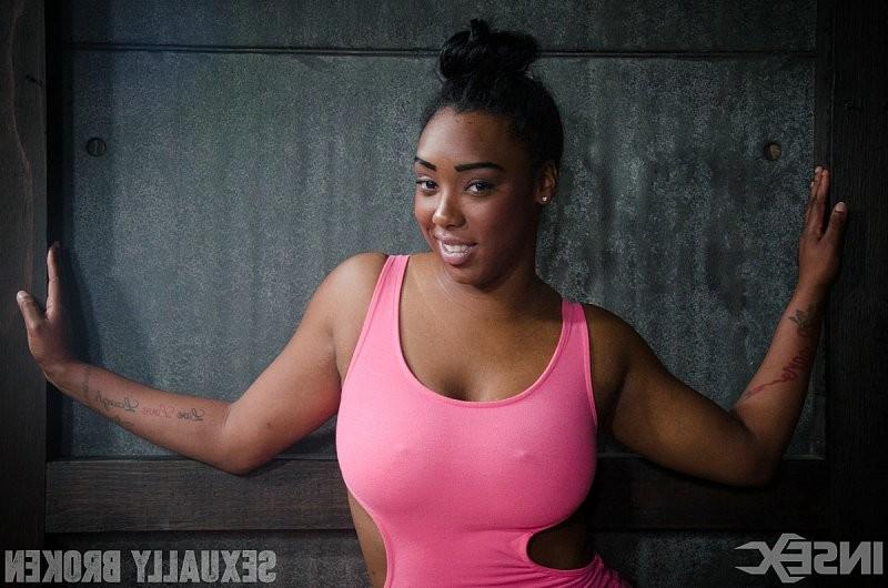 16P Lisa Tiffian busty ebony is oiled and rope bound for face fuckin