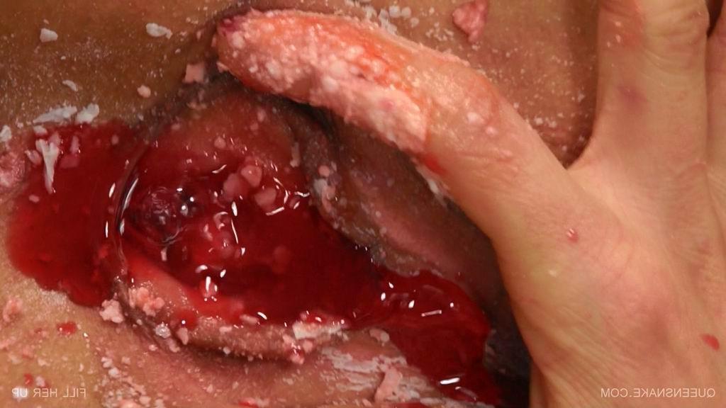 16P extreme pussy waxing punishment