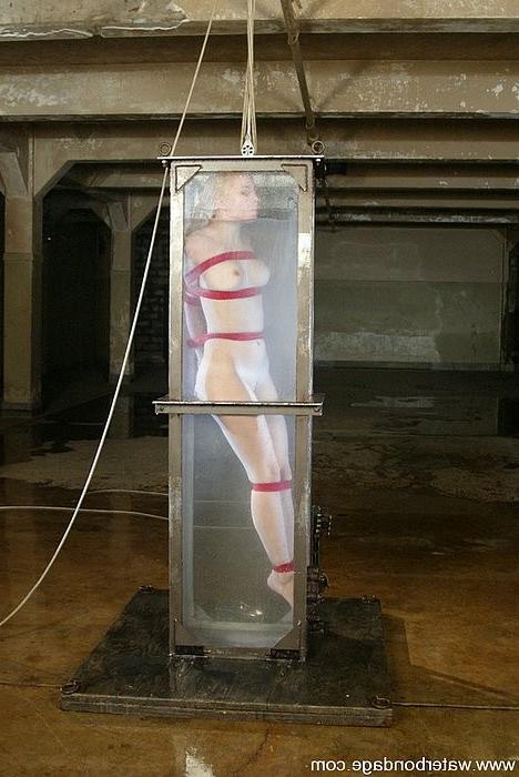15P Annette Schwarz blonde babe is bound hosed down and fucked