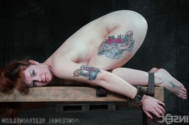 15P Barbary Rose kinky is bound in stockings and toyed her toe tease
