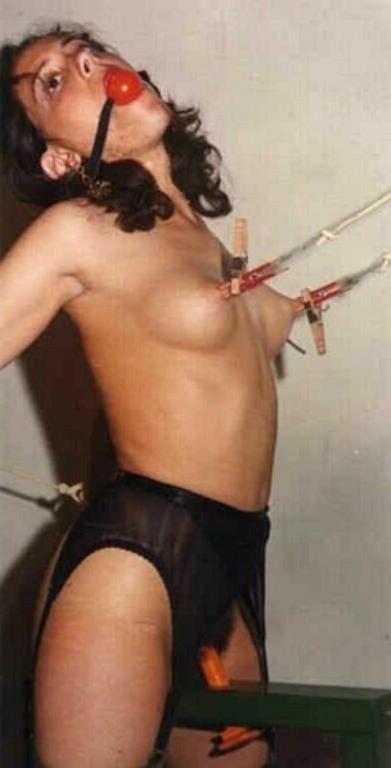 16P Vintage slavesex of tied slaves in sex and submission
