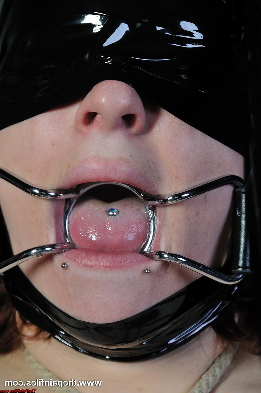 16P Chubby amateur is bound to a chair with ropes and then a ring ga