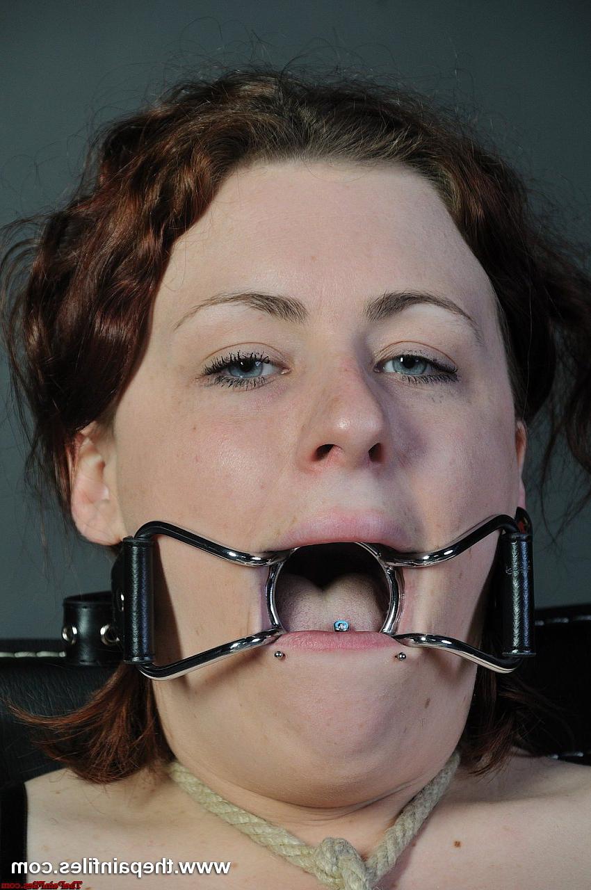 16P Chubby amateur is bound to a chair with ropes and then a ring ga