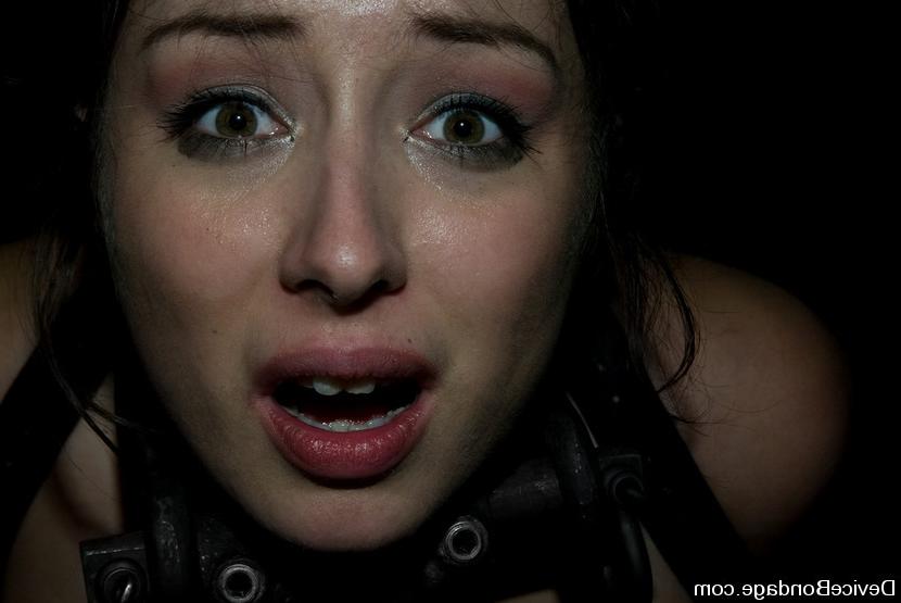 15P Sister Dee gets severely bound and punished in dark dungeon