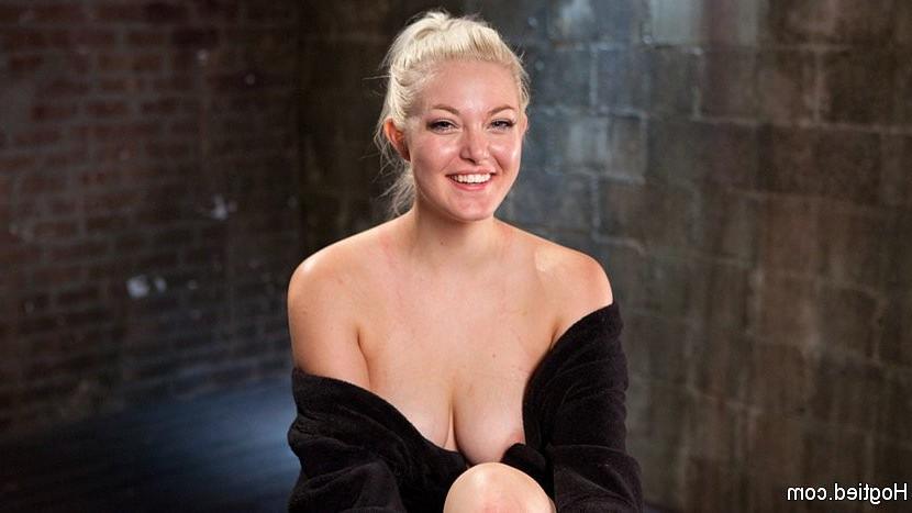 17P Jenna Ivory blonde Marilyn Monroe look a live is bound and made 