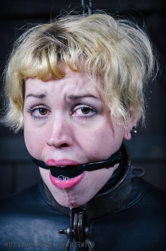 15P Elizabeth Thorn is dungeon bound in leather with girlfriend Deli