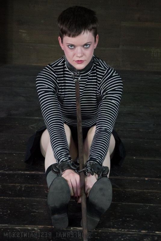 16P Hazel Hypnotic bound in metal with legs spread keeps on cumming