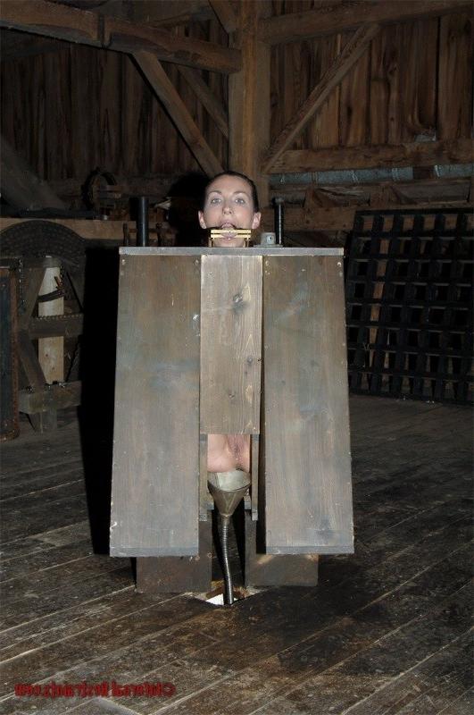 16P Wenona kinky bitch is bound in metal and rubber box