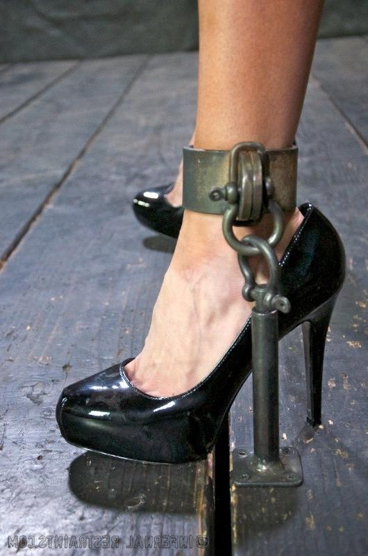 16P Courtney Taylor busty blonde bound in iron on heels with clamps