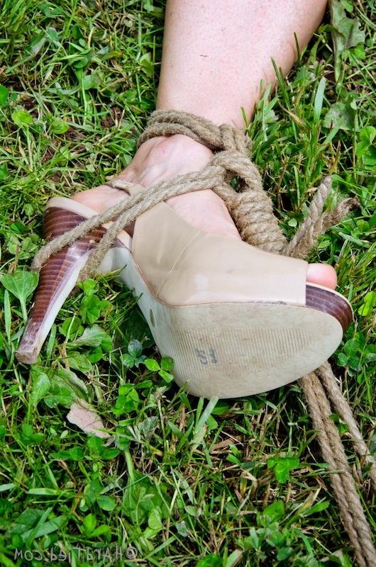 16P Cici Rhodes redhead is bound outdoors her tits with clothes pins