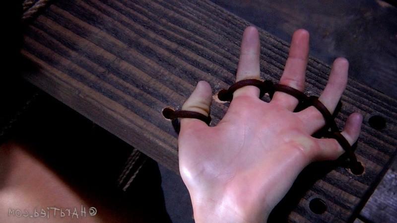 16P Alisha Adams stripped down is bound for discipline