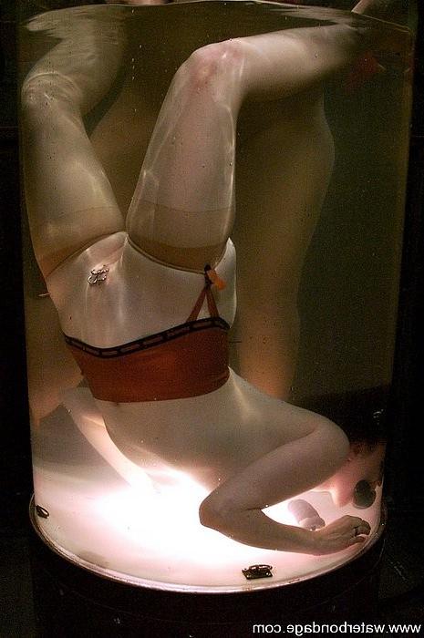 15P Annie Cruz bound in latex and rope tortured with water by lezdom