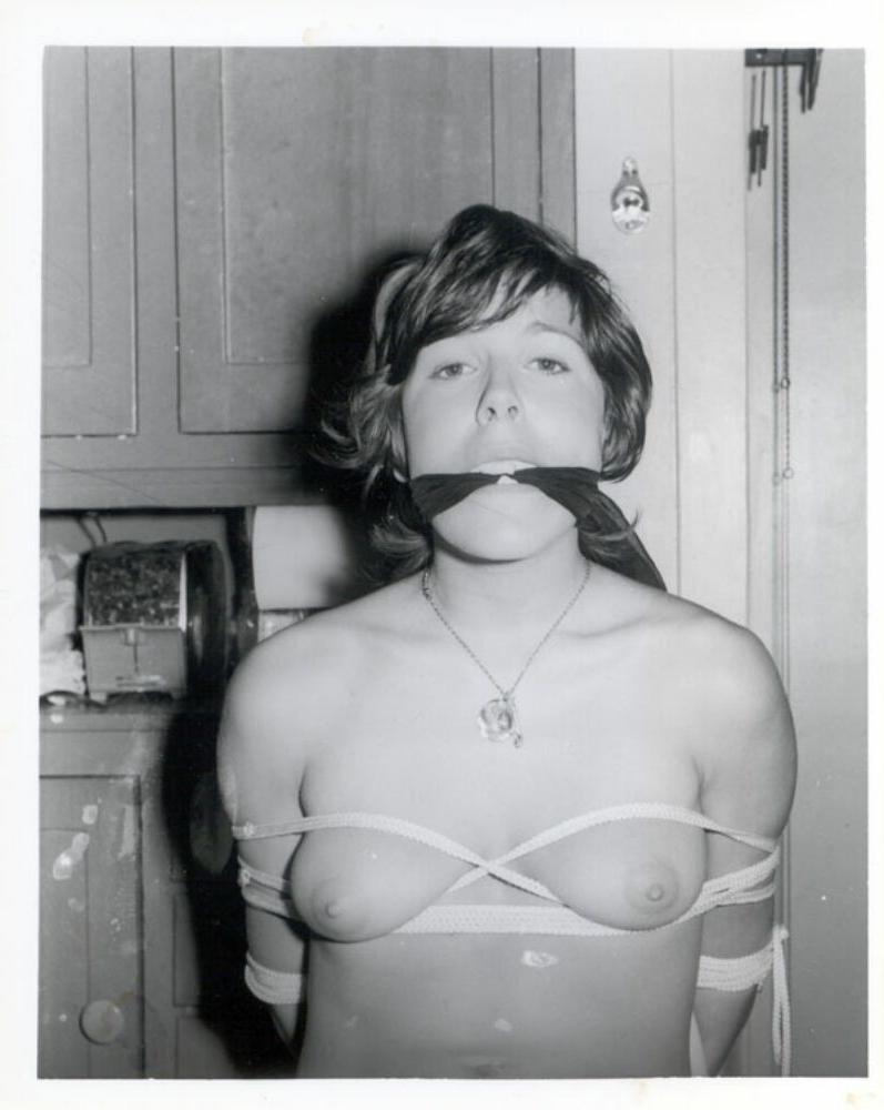 15P Kinky submissive girlfriends tied up gallery 19