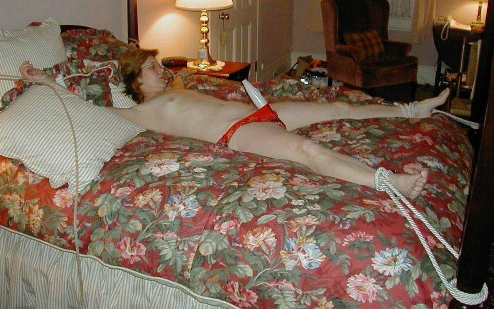 15P Kinky submissive girlfriends tied up gallery 21