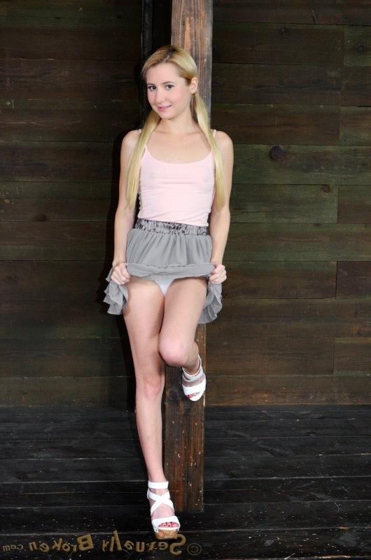 16P Odette Delacroix and Emma Haize bound in dungeon made to blowjob