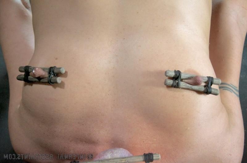 16P Wenona is bound and chained her pussy fast toyed for orgasm