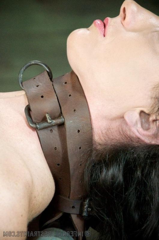 16P Wenona is bound and chained her pussy fast toyed for orgasm