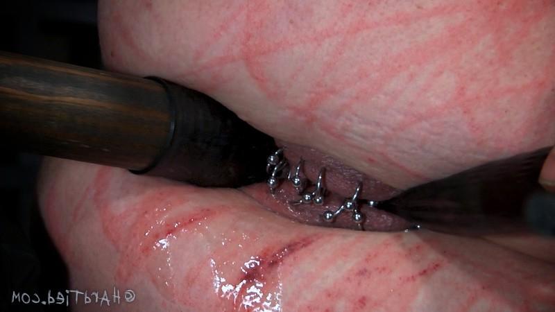 16P Maggie Mead rope bound her piercings exposed and pussy vibrated