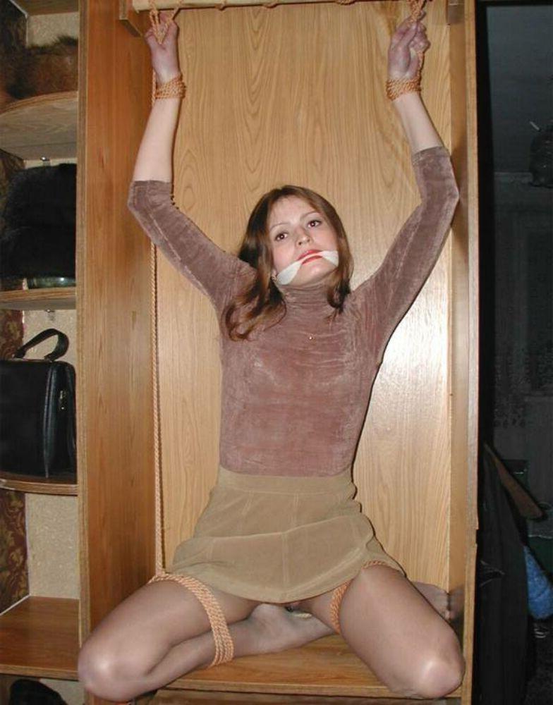 15P Kinky submissive girlfriends tied up gallery 9