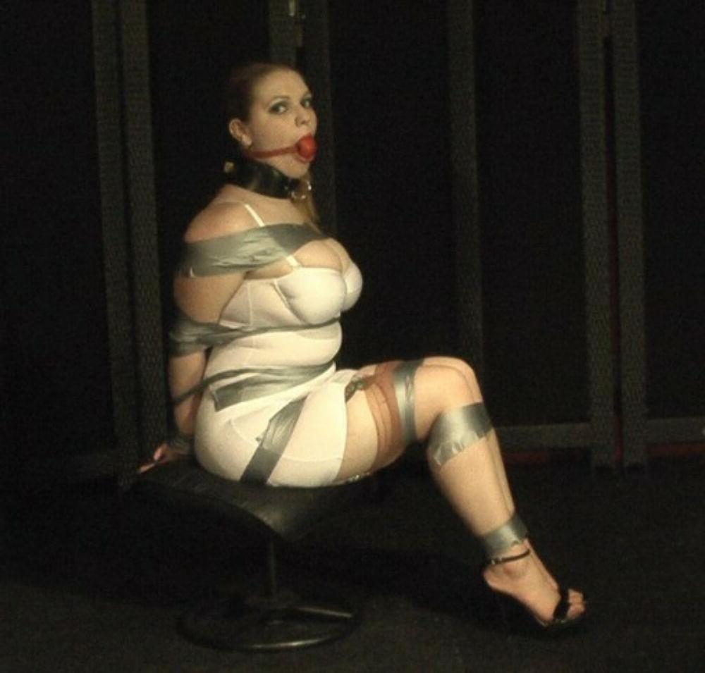 15P Kinky submissive girlfriends tied up gallery 7