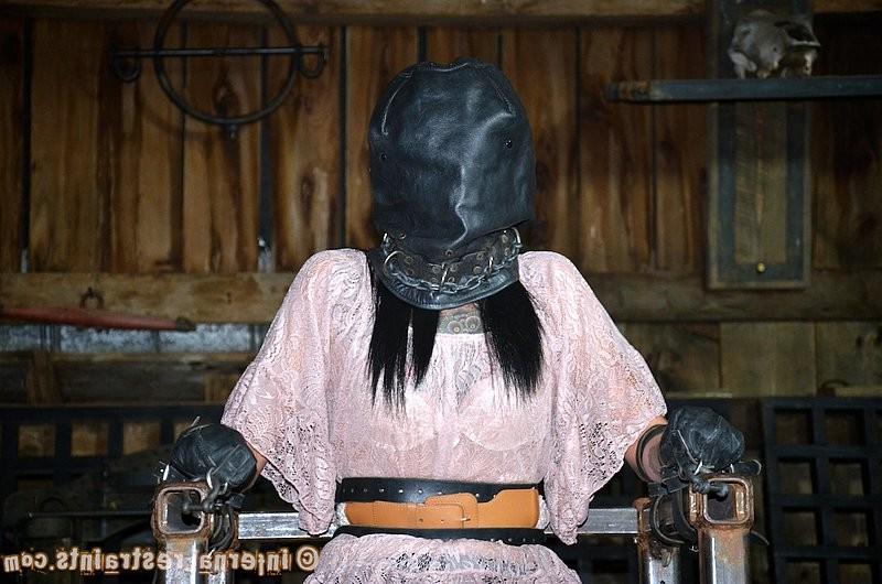 16P Juliette Black is bound and exposed in a cold room by master