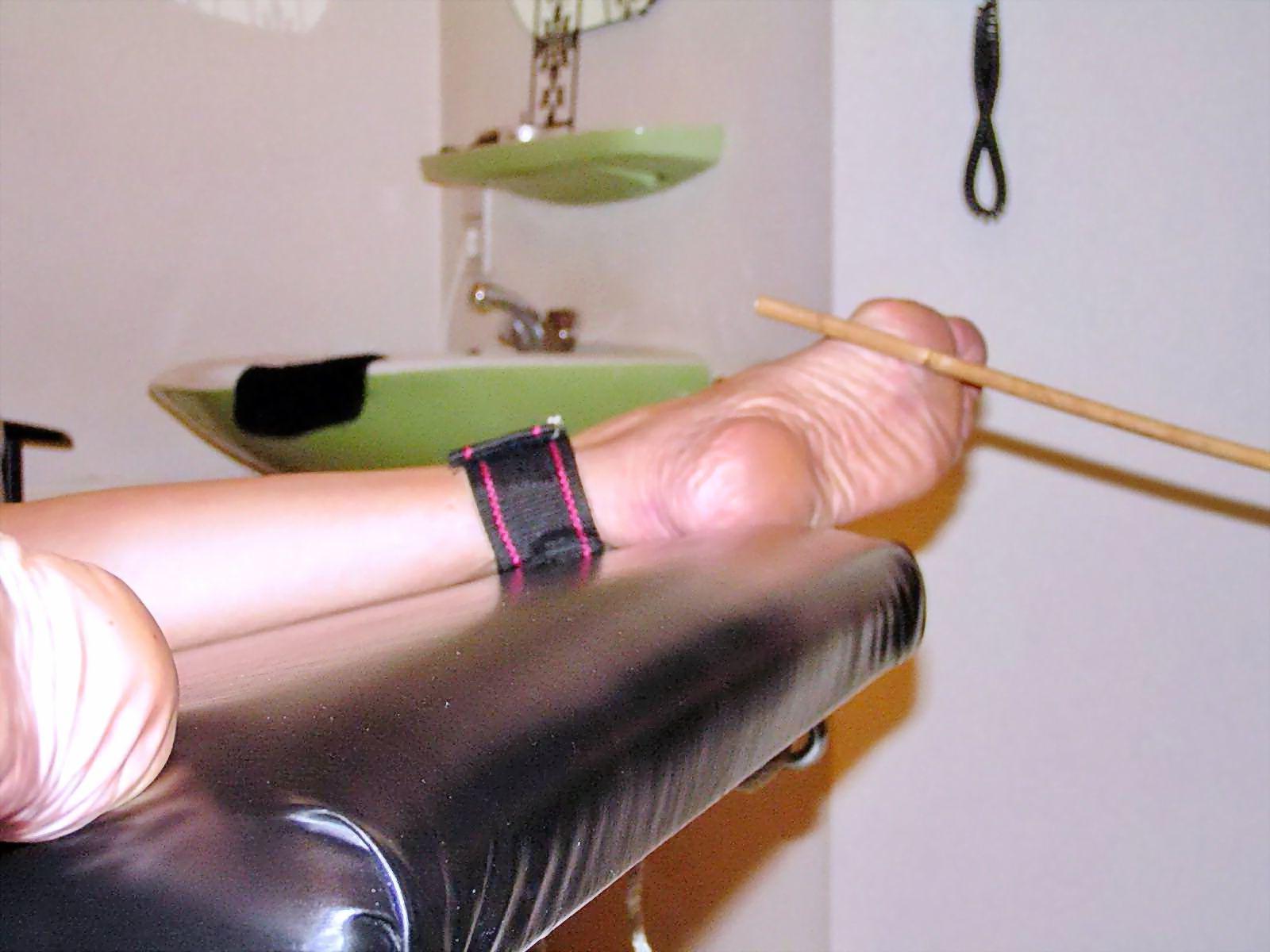 16P Bizarre fisting slaves needle piercing and kinky foot spanking bastinado
