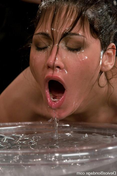 15P Jade Indica gets bound in a rack and tortured by her master