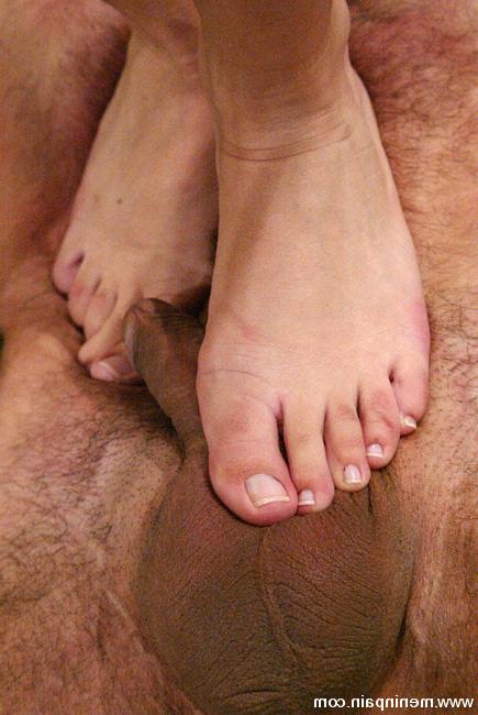 15P Femdom makes full use of captive male submissive