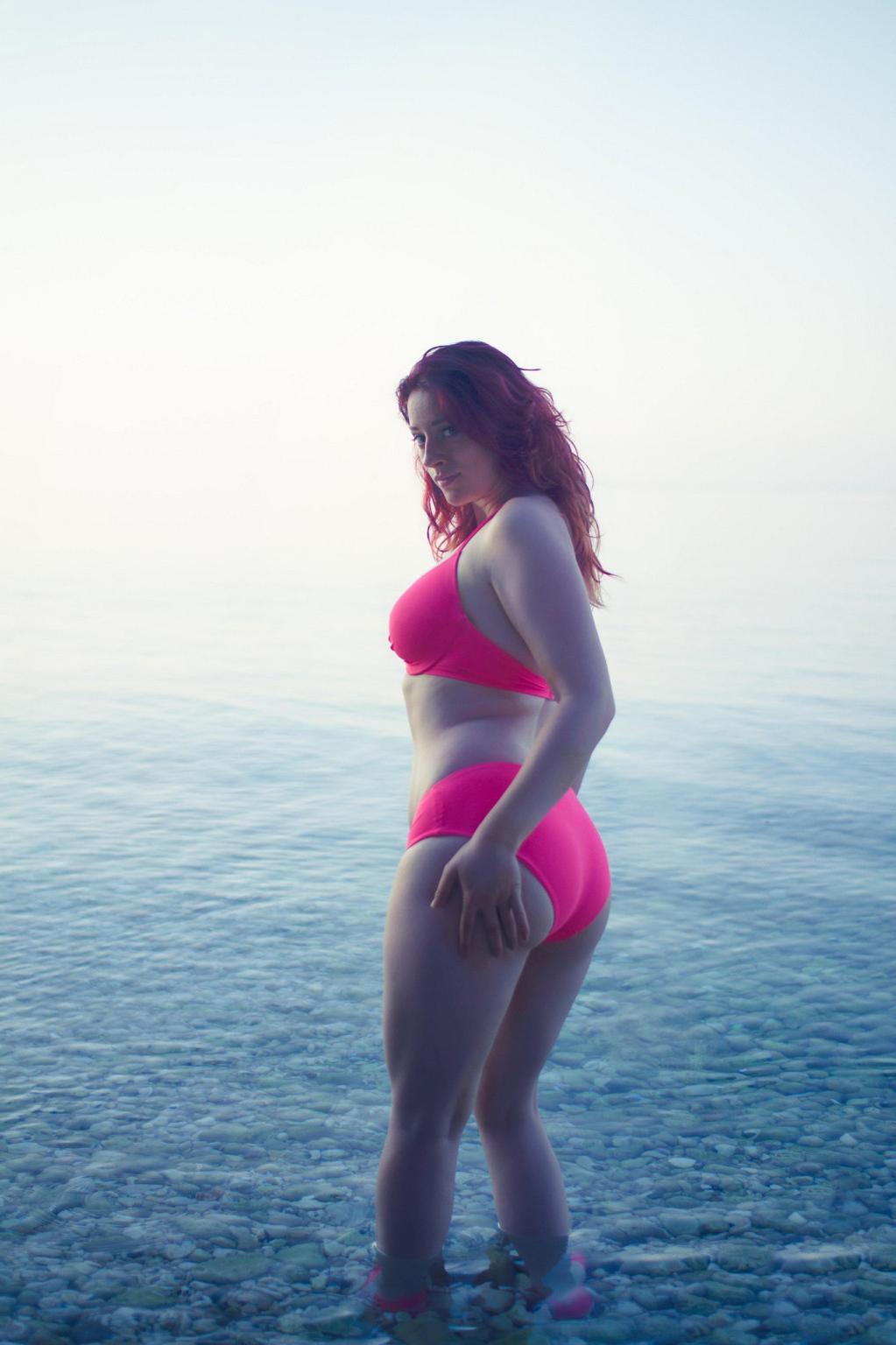 16P Big Natural Tits in Tiny Red Swimsuit