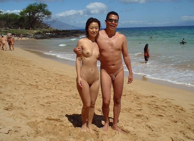 15P New teen friends bound by the love of being nude