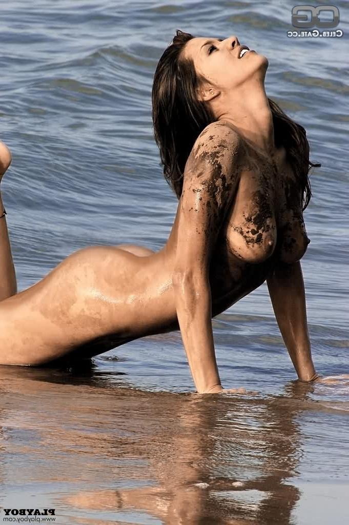 12P Venezuelan Celeb Alicia Machado naked at the Beach