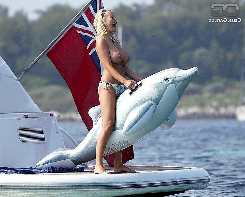 15P UK Celeb Michelle Marsh showing off her big Boobs