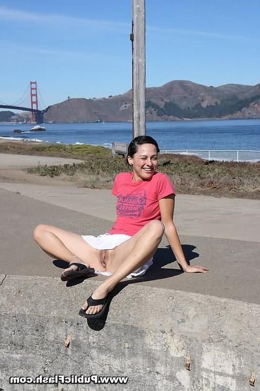 16P Mini tit exhibitionist strips nude at public beach
