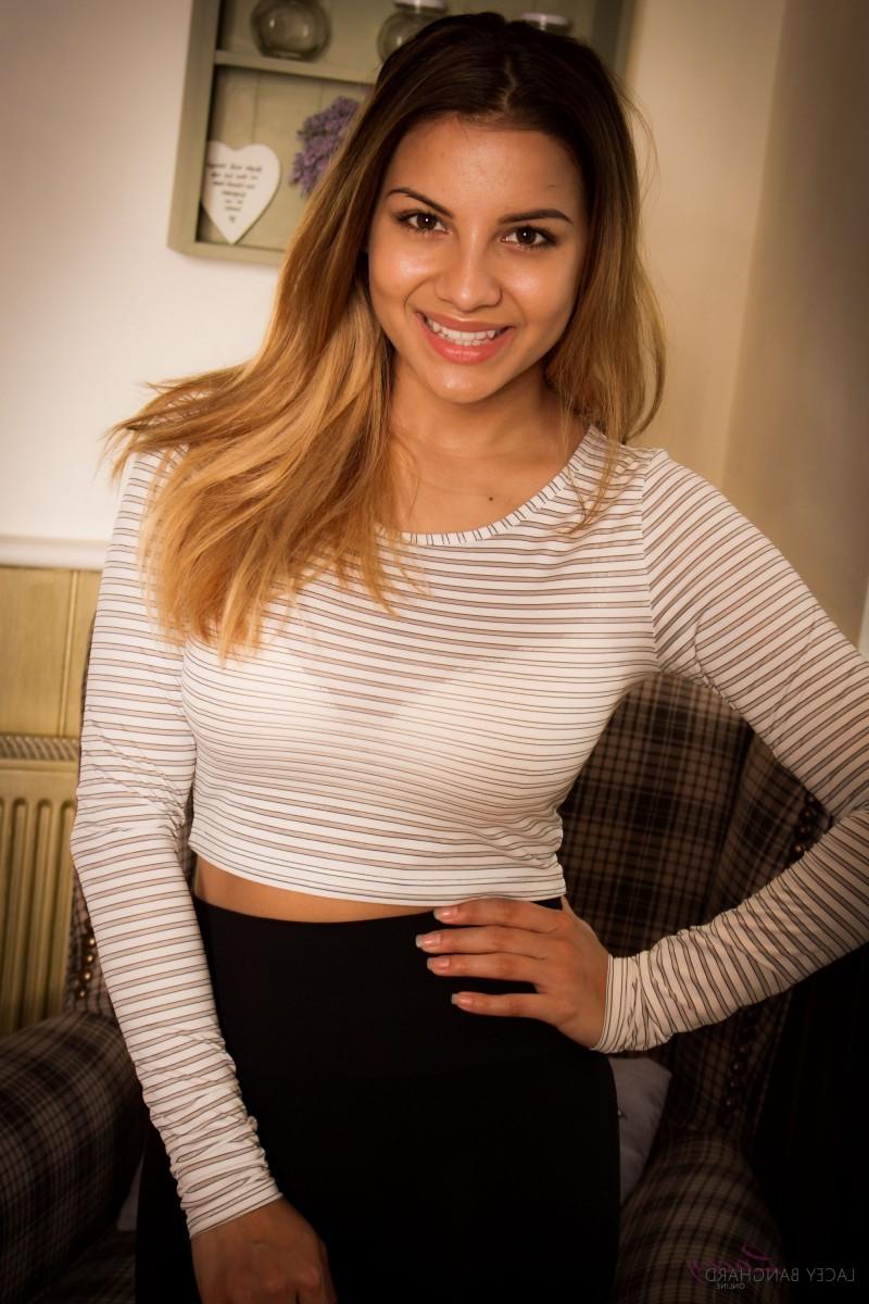 12P Busty exotic chick in leggings