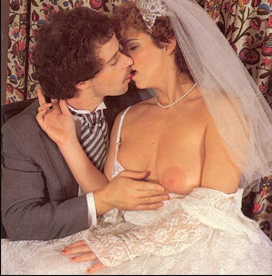 12P Vintage threesome sex pictures with pornstar Erica Boyer