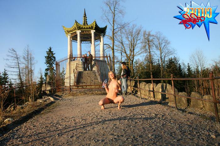 16P Sexy teen exhibitionist exposing her nude yummy body in park