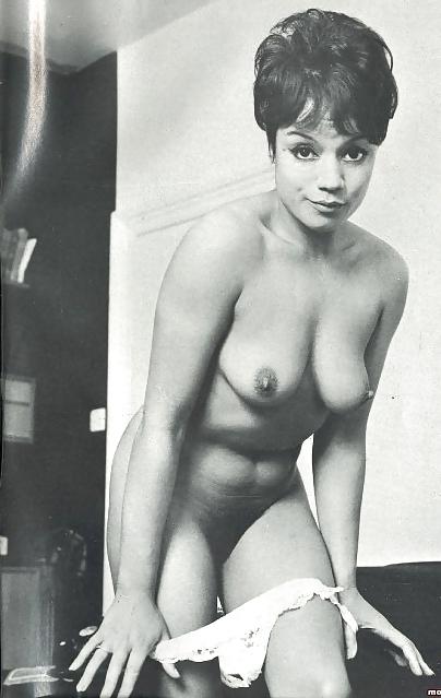 25P Vintage nudes 2