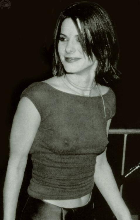 15P The Blind Side star Sandra Bullock see thru and nudes