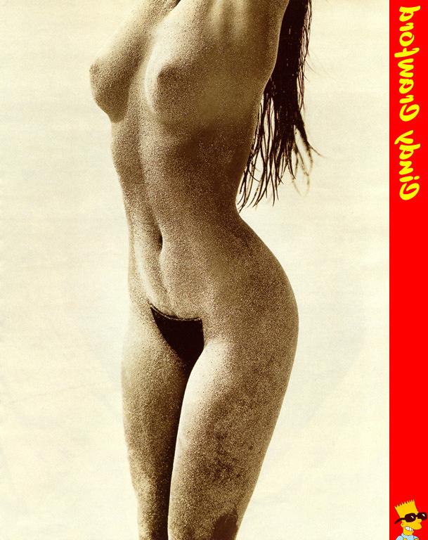 15P supermodel Cindy Crawford topless pics from early in her career