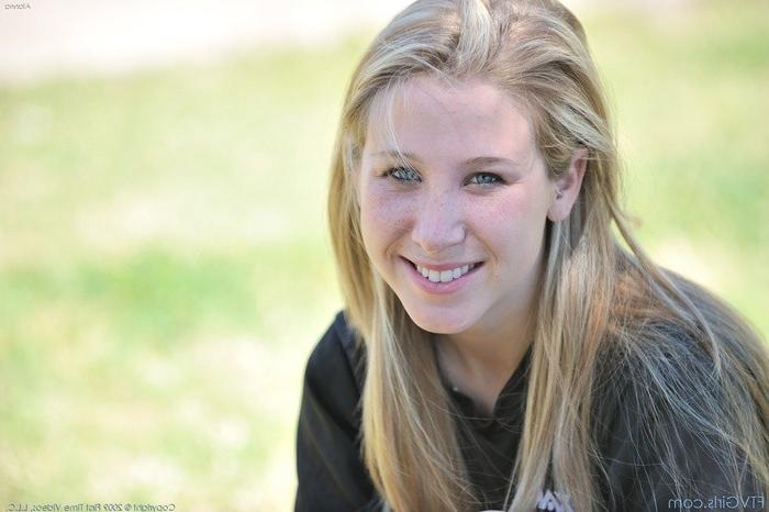 15P Sexy Young Soccer Player