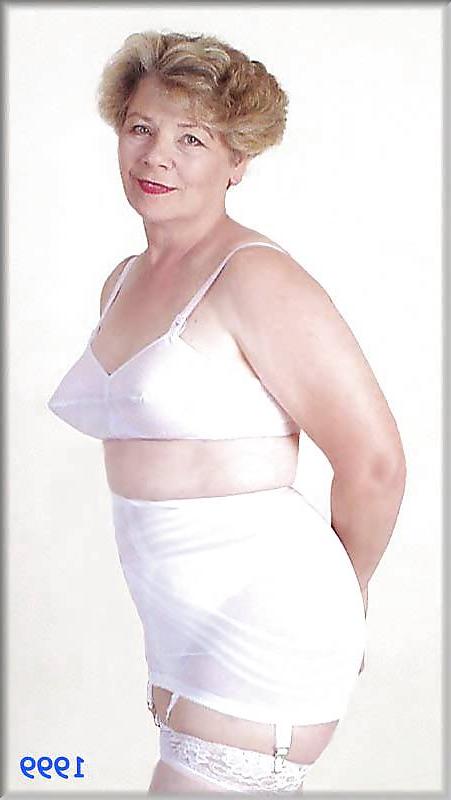 20P Mature-BBW-Ladies 41