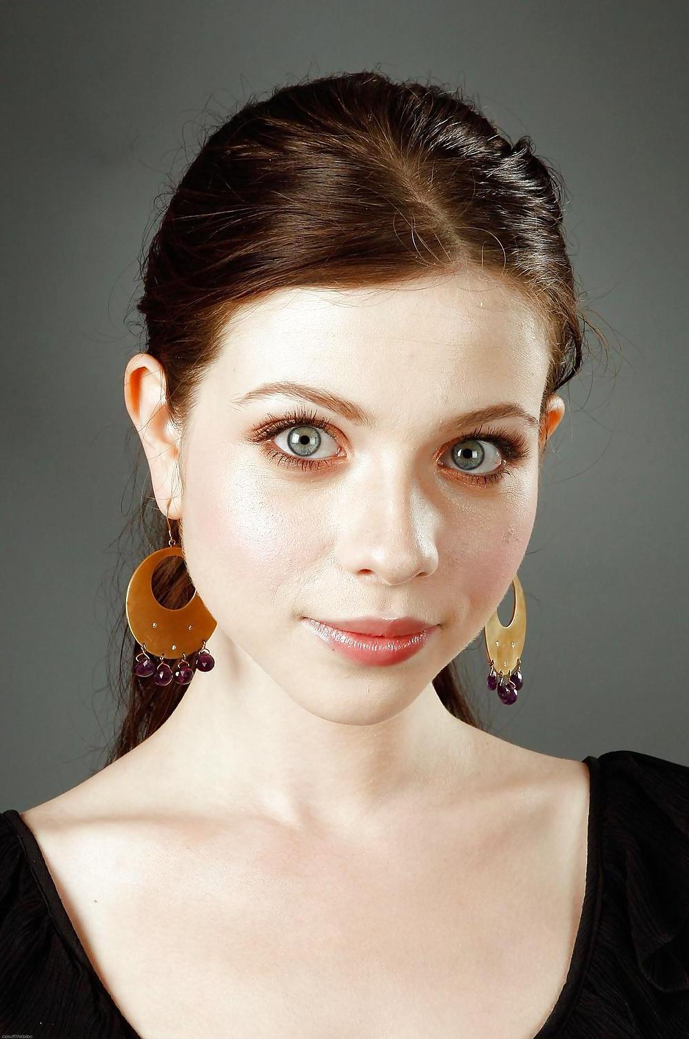 25P Face to CUM - Michelle Trachtenberg
