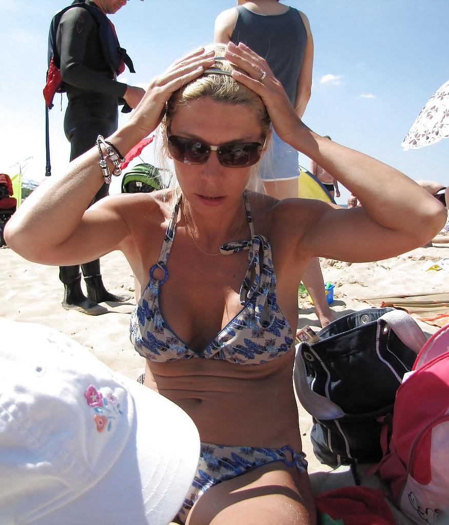 25P Sexy Blonde Wife with Big Nipples