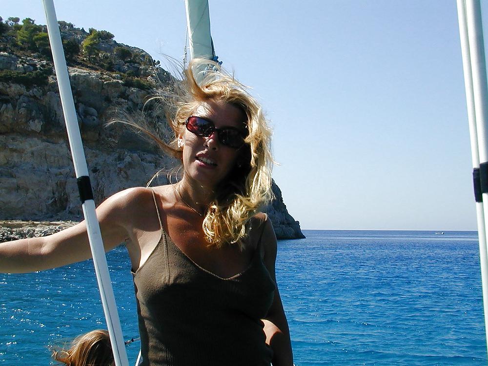 25P Sexy Blonde Wife with Big Nipples